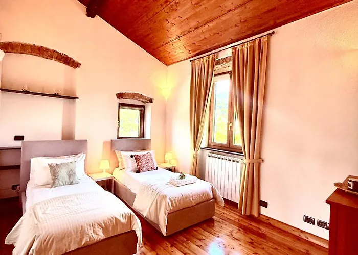 Prázdninový dům La - Cozy House With Parking, Wifi, Box And Air Conditioning *