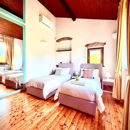 La - Cozy House With Parking, Wifi, Box And Air Conditioning Nyaraló