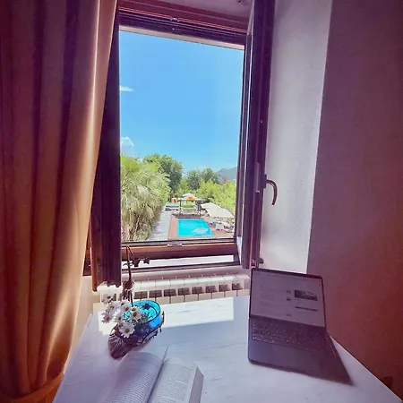 La - Cozy House With Parking, Wifi, Box And Air Conditioning 펜션 *