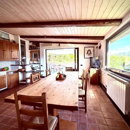 Dom wakacyjny La - Cozy House With Parking, Wifi, Box And Air Conditioning *