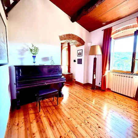 Dom wakacyjny La - Cozy House With Parking, Wifi, Box And Air Conditioning *