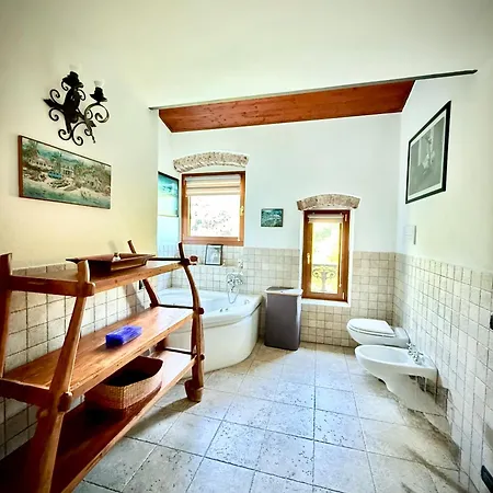 Dom wakacyjny La - Cozy House With Parking, Wifi, Box And Air Conditioning Rapallo